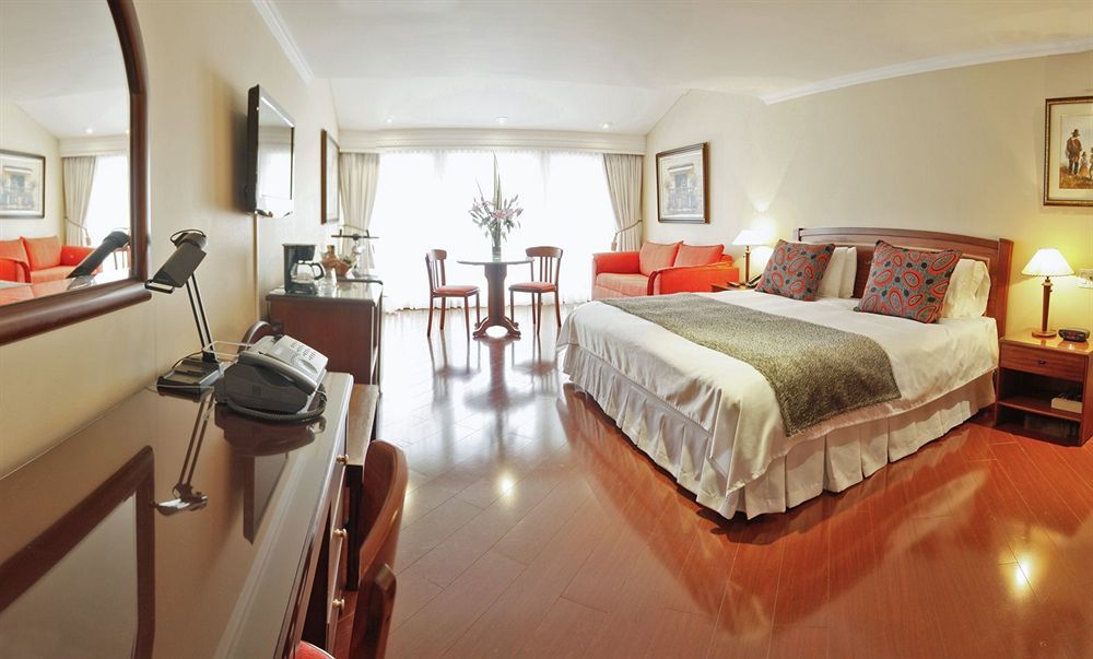 Casona Real Hotel ボゴタ エクステリア 写真
